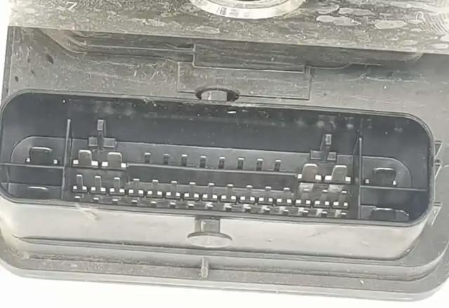 LR076664 LAND ROVER купить в Украина