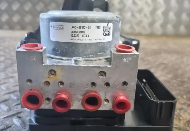 LX6C2B373CE Модуль управления топливного насоса купить Ровно