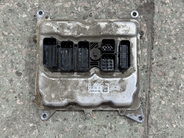 Компьютер двигателя 12148631689 BMW