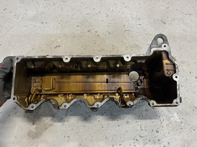 MERCEDES 2660101730 Крышка клапанная в наличии Хмельницкий