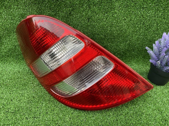 Задняя левая фара A1698200364 MERCEDES