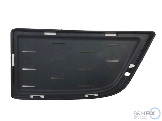 Решетка переднего бампера, нижняя 51118064593 BMW