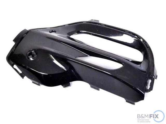 Оправа противотуманки 51118099731 BMW