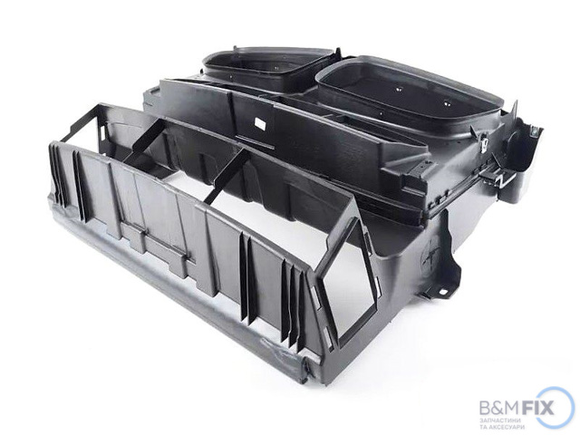 Воздуховод радиатора 51747210476 BMW