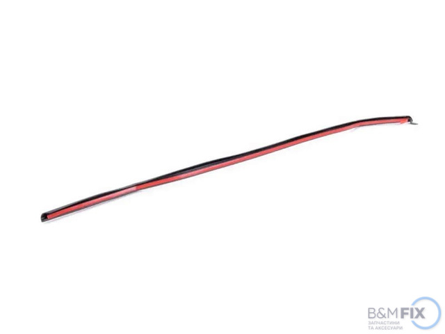 51767318510 BMW Уплотнитель двери задней правой (на двери) купить в Ужгород