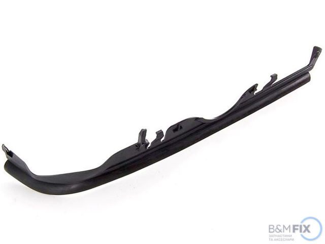Уплотнитель фары левой 63126908405 BMW