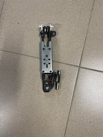 Держатель наружной ручки двери, задней левой 6920378010 TOYOTA
