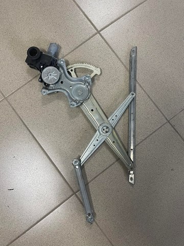  Механизм стеклоподъемника правой задней двери 6980178010 TOYOTA