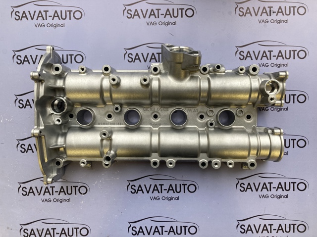 Крышка клапанов 03C103475CQ VAG