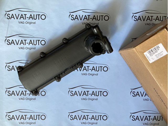 Крышка клапанов 06A103469BA VAG