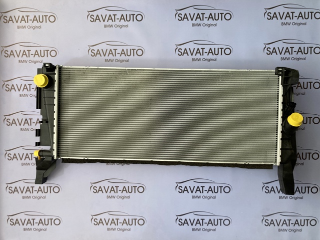 Радиатор 17118645771 BMW
