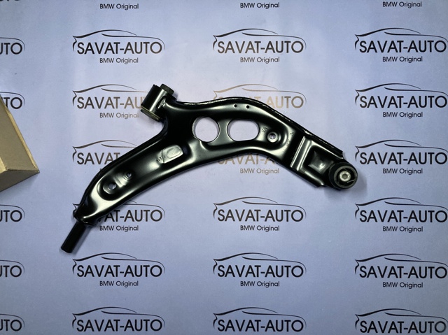 Правый рычаг передней нижней подвески 31108846544 BMW