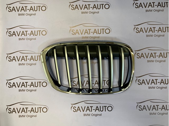 Решетка радиатора правая 51117383366 BMW