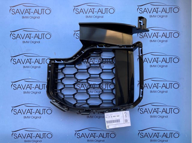Решетка переднего бампера, левая 51118069209 BMW