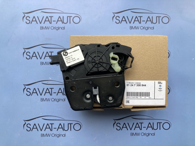 Замок и ручка двери задка 51247308844 BMW