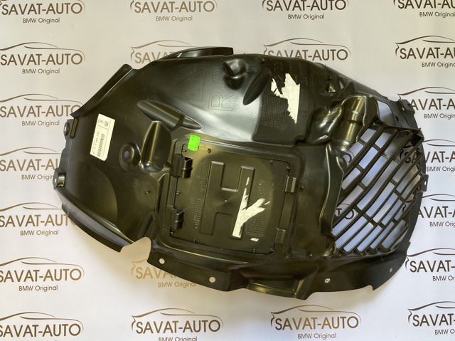 Передний правый подкрылок крыла переднего  51717260732 BMW