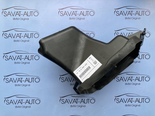 Воздуховод/дефлектор радиатора, правый 51748054232 BMW