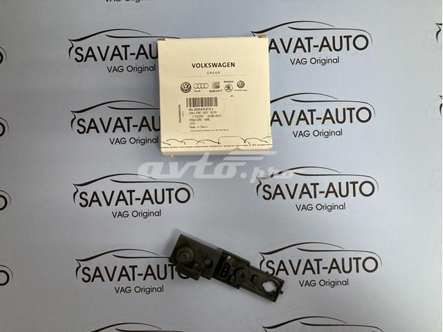 Цоколь (патрон) заднего фонаря 6L6945231 VAG