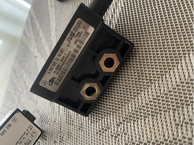 Датчик угла/скорости поворота авто 0025427218 MERCEDES