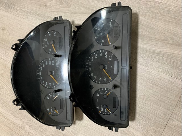 Щиток приборов A1635409511 MERCEDES