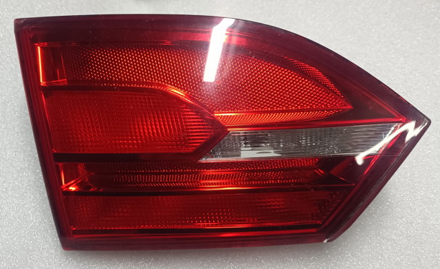 VAG 5C6945259 Фонарь задний левый внутренний в наличии Николаев