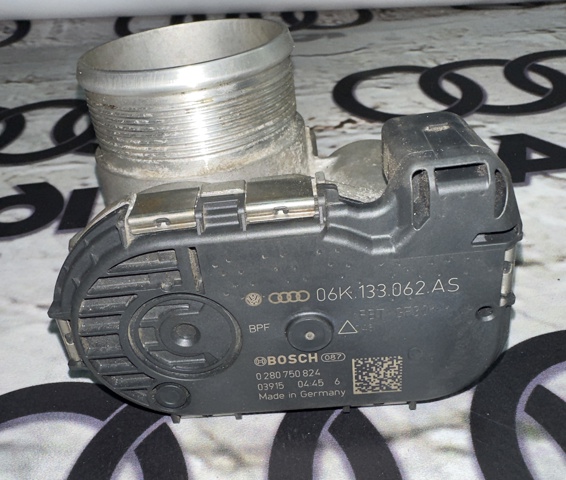 Дроссельная заслонка в сборе 06K133062AS VAG