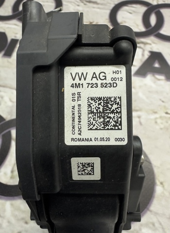 Педаль акселератора 4M1723523D VAG