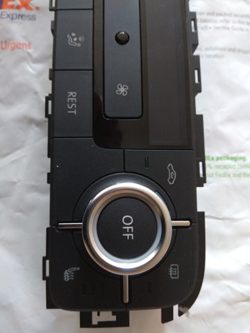 7P6907040BK VAG Блок управления режимами отопления/кондиционирования купить в Ирпень