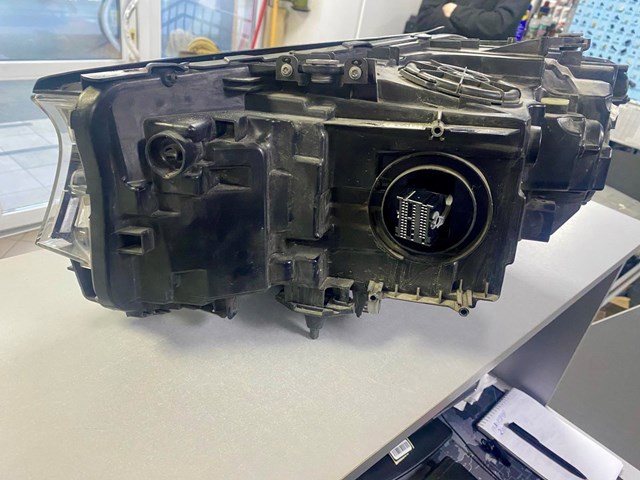 BMW 7214962 Фара правая в наличии Павлоград