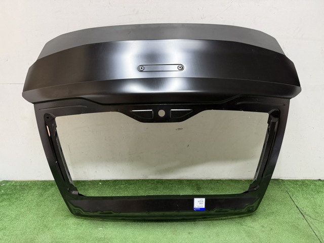 Дверь задняя багажная 32384267 VOLVO