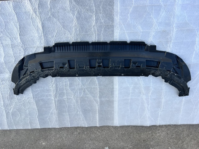 Аэродинамические обвесы 4M0807611J VAG