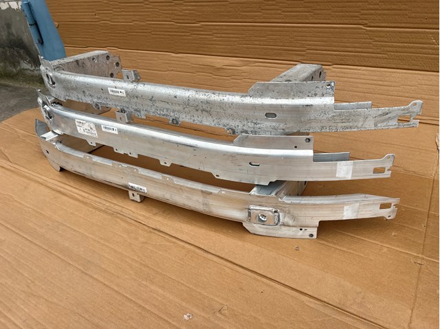 BMW 51117385288 Усилитель переднего бампера в наличии Черновцы