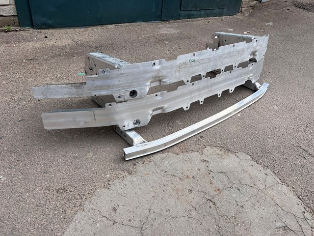 BMW 51117931195 Усилитель переднего бампера в наличии Днепр