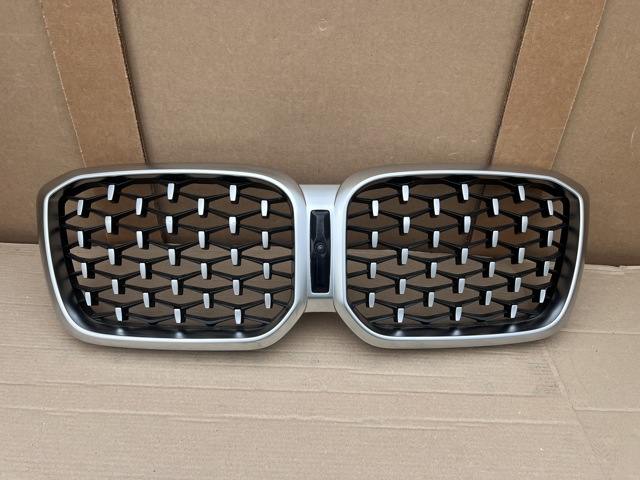 Решетка 51135A20763 BMW