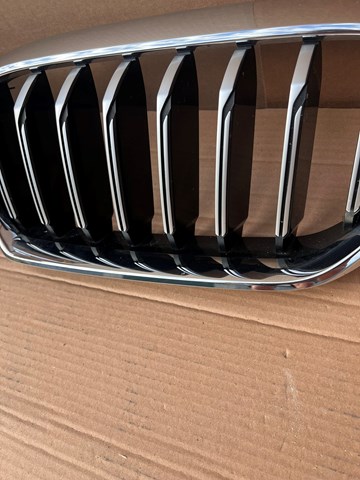 51139464218 BMW Решетка радиатора купить в Хмельницкий