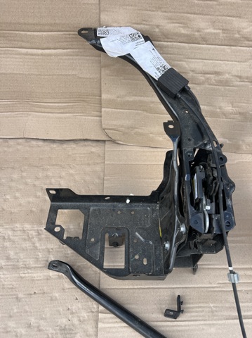 51647342502 BMW Кронштейн (адаптер) крепления фары передней правой купить в Каменское