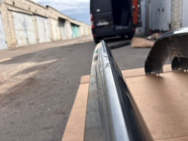 VAG 80A807061BGRU Спойлер переднего бампера в наличии Чернигов