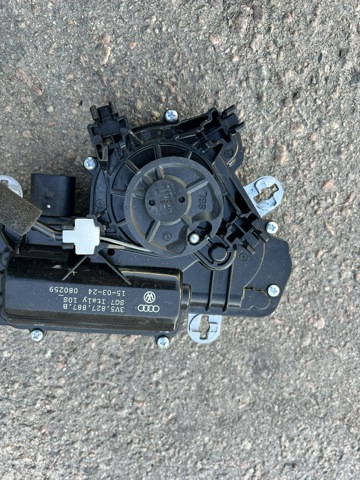 Замок задней двери 80A827506A VAG
