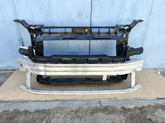 Оперение в сборе 83A805594J VAG
