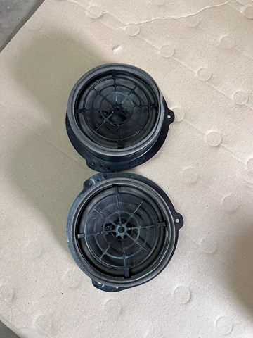 Динамик задний 8W5035411 VAG
