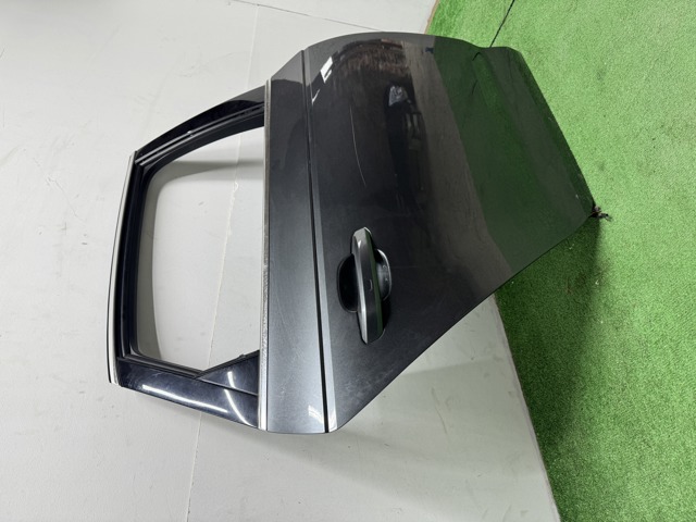 VAG 8W5833052C Дверь задняя правая в наличии Кривой Рог