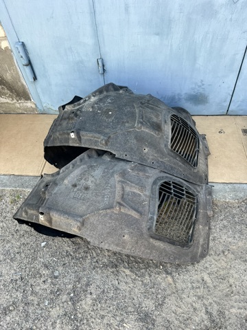 PORSCHE 95B809962G Подкрылок передний правый в наличии Украина