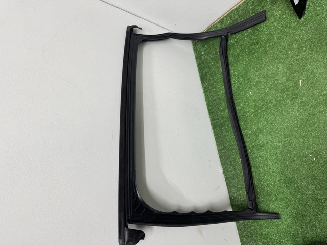 9Y0839432 PORSCHE купить в Днепр