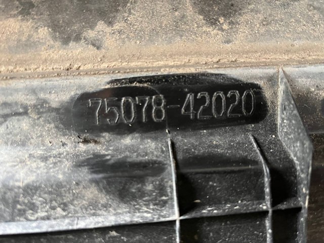 7507842020 TOYOTA Молдинг задней левой двери купить в Житомир
