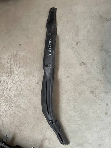 11A821111A VAG Уплотнитель крыла купить в Чернигов
