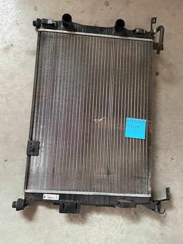 Радиатор охлаждения 21410JD01B NISSAN