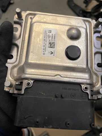 RENAULT 237G00049R в наличии Львов