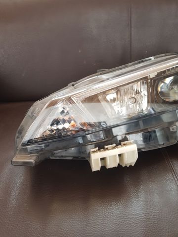 NISSAN 260605SJ0A Фара левая в наличии Винница