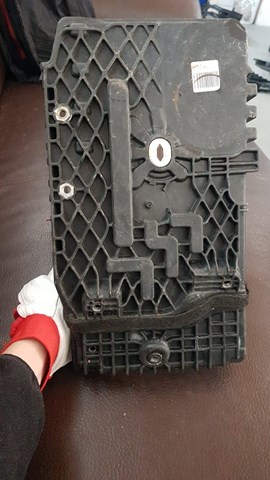 VOLVO 31299867 Подставка аккумулятора в наличии Ужгород
