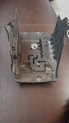 31299867 VOLVO Подставка аккумулятора купить в Харьков